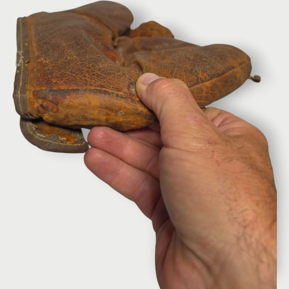 Vintage Antique Leather Baseball Catcher's Mitt Glove – Buckle Back 826